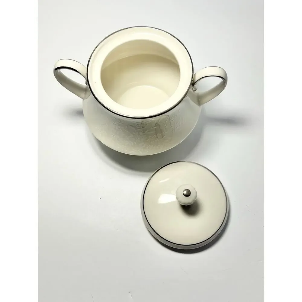 Noritake “Chandon, Platinum” 5-Piece Bone China Dinnerware Hostess Set